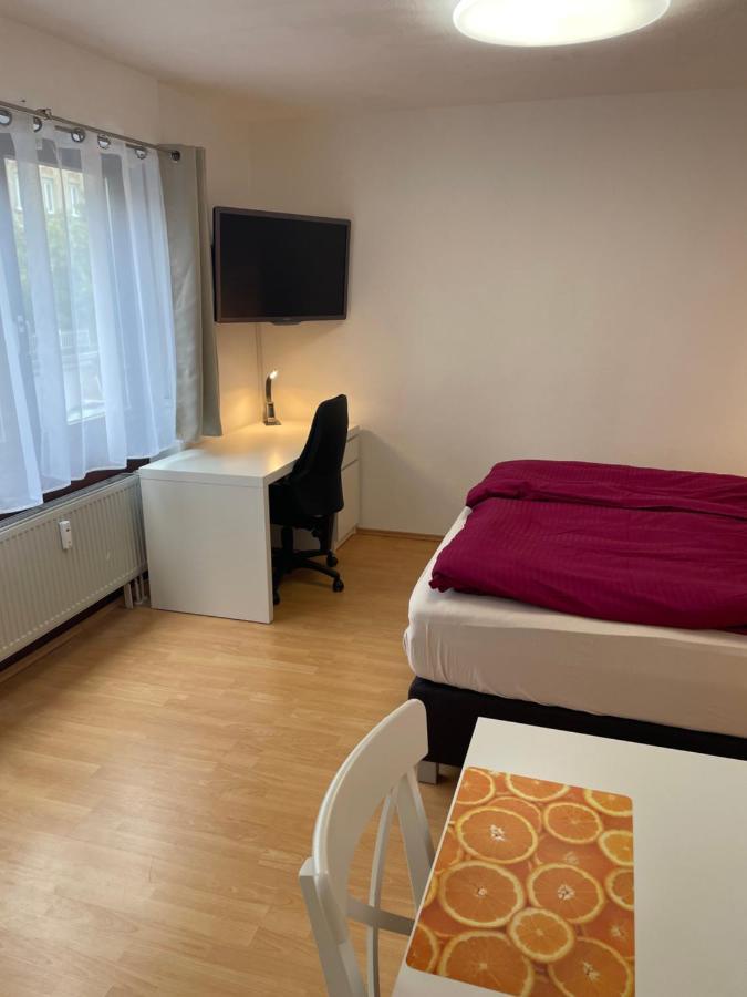 Zimmer Im Herzen Von Durlach Karlsruhe Eksteriør bilde