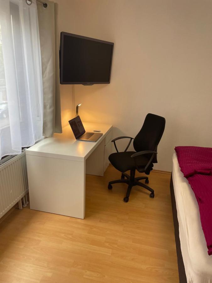 Zimmer Im Herzen Von Durlach Karlsruhe Eksteriør bilde