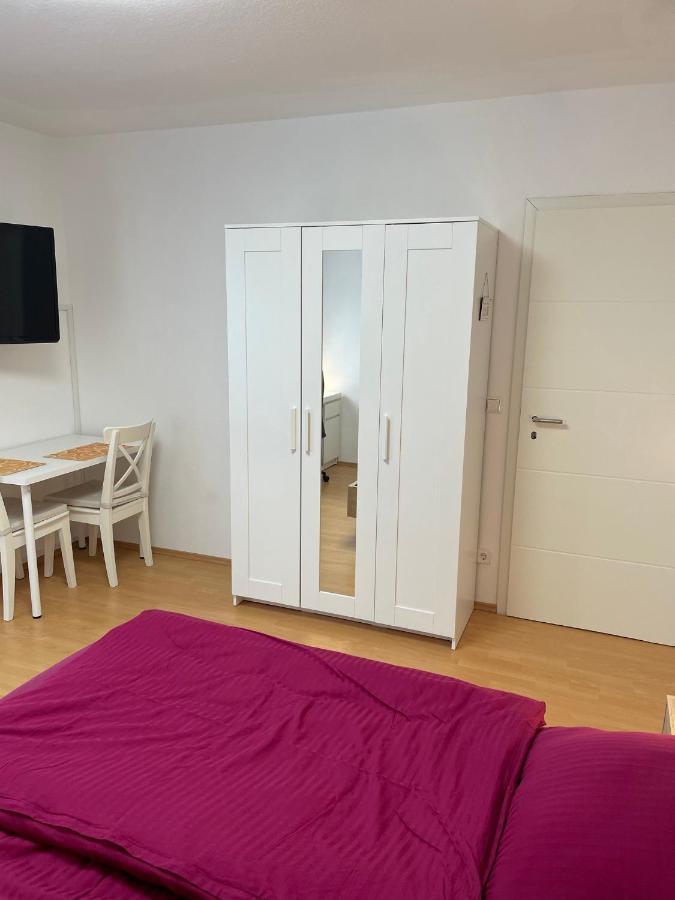 Zimmer Im Herzen Von Durlach Karlsruhe Eksteriør bilde